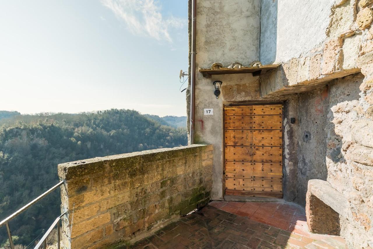 Opera Suites - Le Notti Bianche Calcata Exterior photo